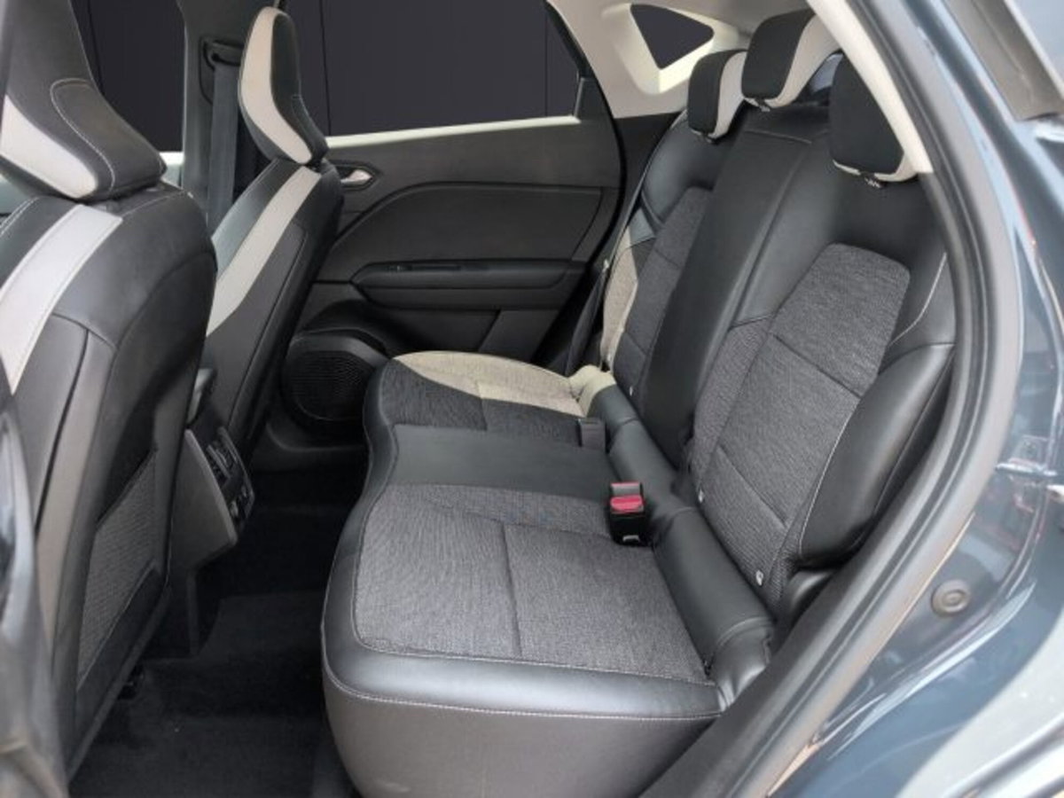 Renault Captur Plug-in Hybrid E-Tech 160 CV Intens (14)