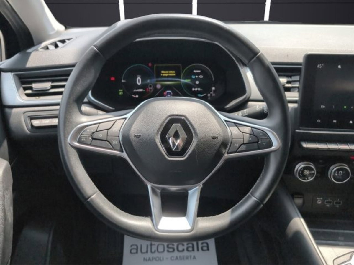 Renault Captur Plug-in Hybrid E-Tech 160 CV Intens (16)