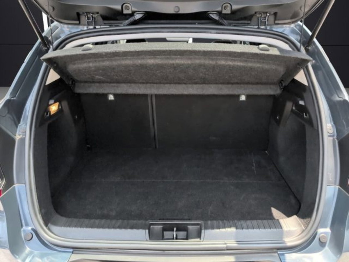 Renault Captur Plug-in Hybrid E-Tech 160 CV Intens (5)