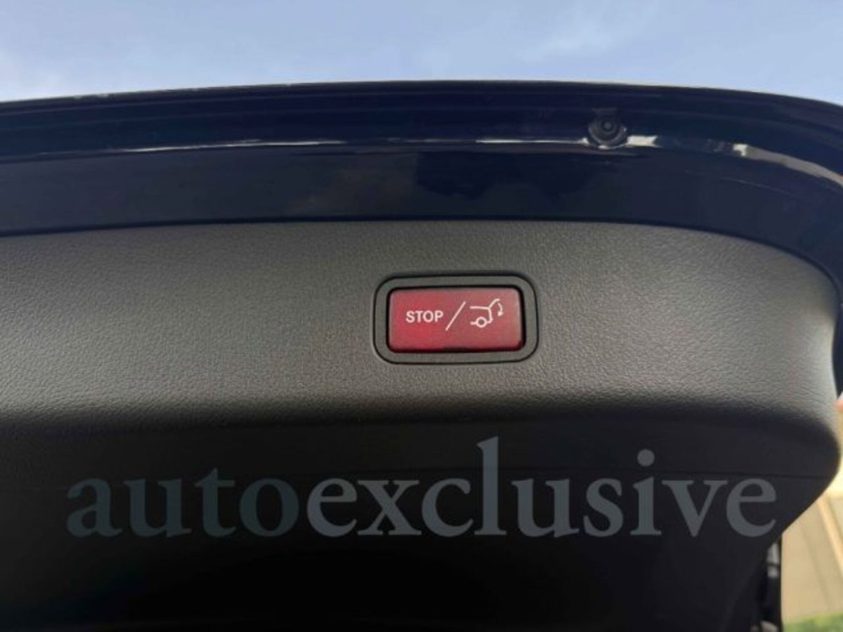 Mercedes-Benz GLC 220 d 4Matic Mild Hybrid AMG Premium Plus (17)