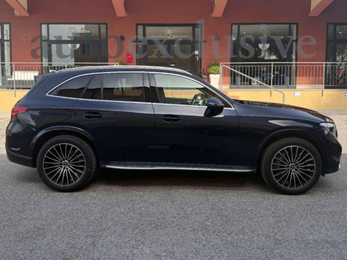 Mercedes-Benz GLC 220 d 4Matic Mild Hybrid AMG Premium Plus (2)