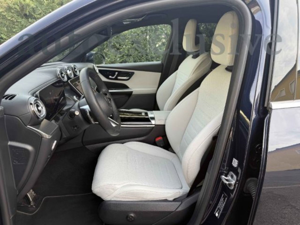 Mercedes-Benz GLC 220 d 4Matic Mild Hybrid AMG Premium Plus (7)