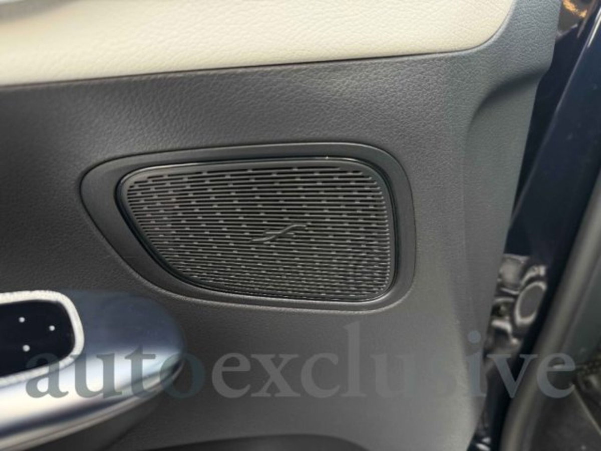 Mercedes-Benz GLC 220 d 4Matic Mild Hybrid AMG Premium Plus (9)