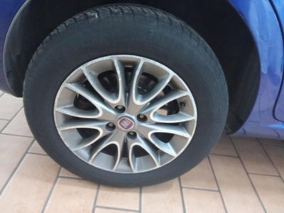 Fiat Punto Evo 1.4 5 porte Dynamic Natural Power (16)