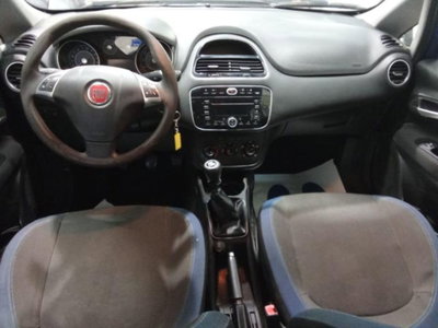 Fiat Punto Evo 1.4 5 porte Dynamic Natural Power (8)