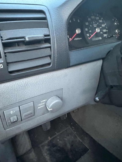 Kia Sorento 2.5 16V CRDI 4WD Active Class (4)