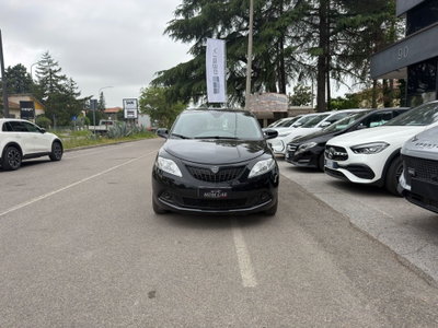 Lancia Ypsilon 1.0 FireFly 5 porte S&S Hybrid Gold Plus (8)