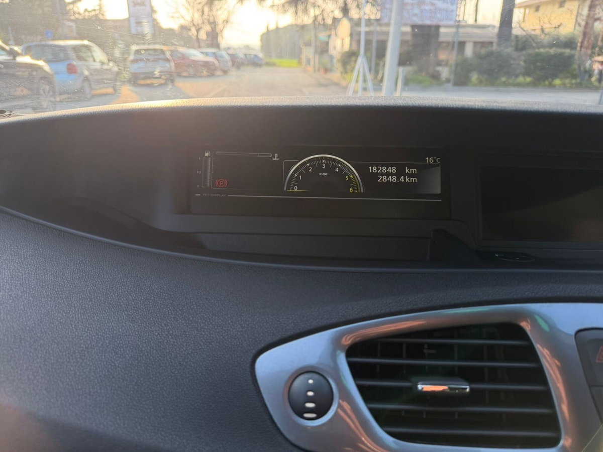 Renault Scenic E-Tech Electric XMod Cross 1.5 dCi 110CV Wave (13)