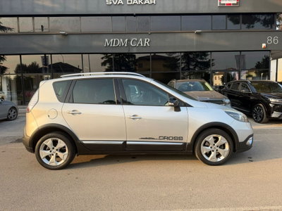 Renault Scenic E-Tech Electric XMod Cross 1.5 dCi 110CV Wave (6)