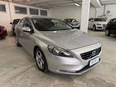Volvo V40 D3 Geartronic Momentum usata