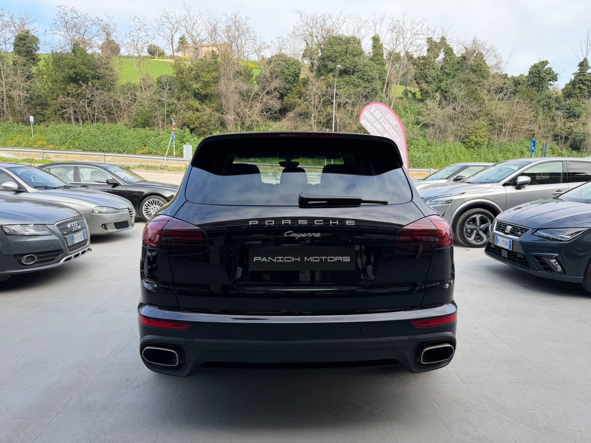 Porsche Cayenne 3.0 Diesel Platinum Edition (4)