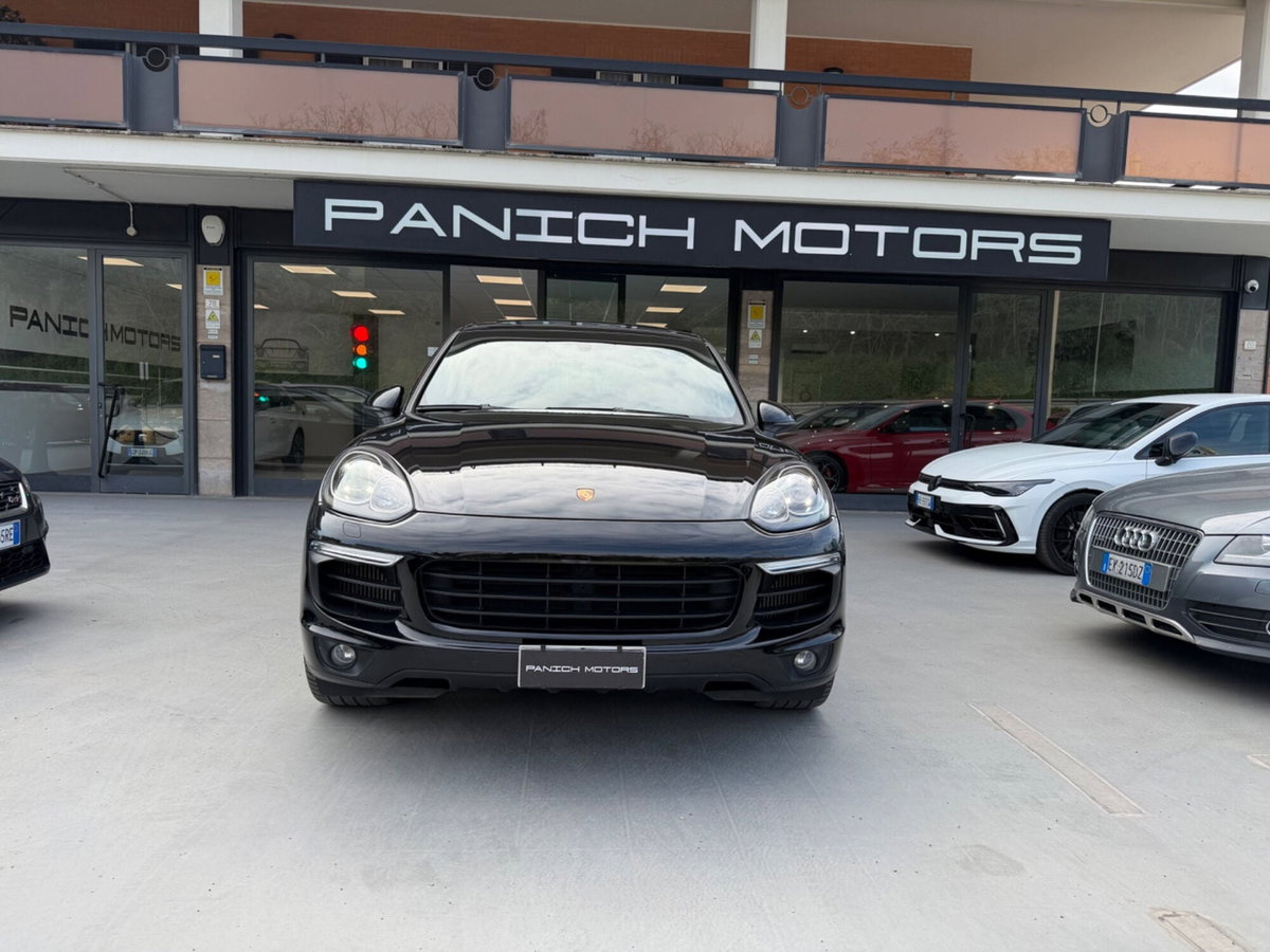 Porsche Cayenne 3.0 Diesel Platinum Edition (8)