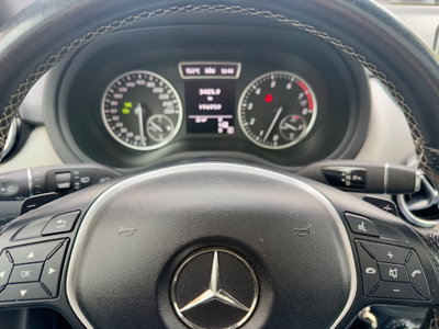 Mercedes-Benz Classe B 200 BlueEFFICIENCY Premium (15)