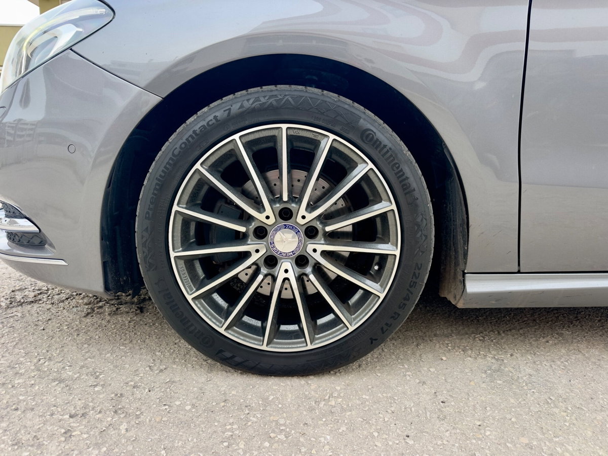 Mercedes-Benz Classe B 200 BlueEFFICIENCY Premium (16)