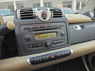smart Fortwo 1000 52 kW MHD coupé passion (10)