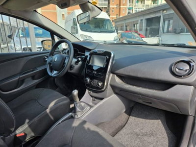 Renault Clio 1.2 75CV 5 porte Wave (10)