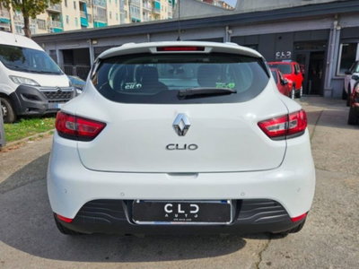 Renault Clio 1.2 75CV 5 porte Wave (4)