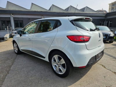 Renault Clio 1.2 75CV 5 porte Wave (5)