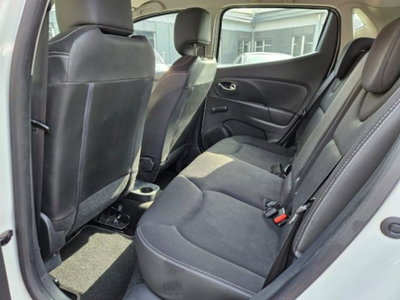 Renault Clio 1.2 75CV 5 porte Wave (8)