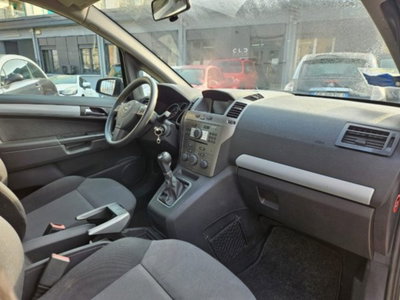 Opel Zafira 1.9 CDTI 120CV Cosmo (10)