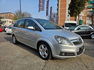 Opel Zafira 1.9 CDTI 120CV Cosmo (2)