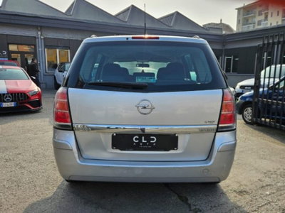 Opel Zafira 1.9 CDTI 120CV Cosmo (4)