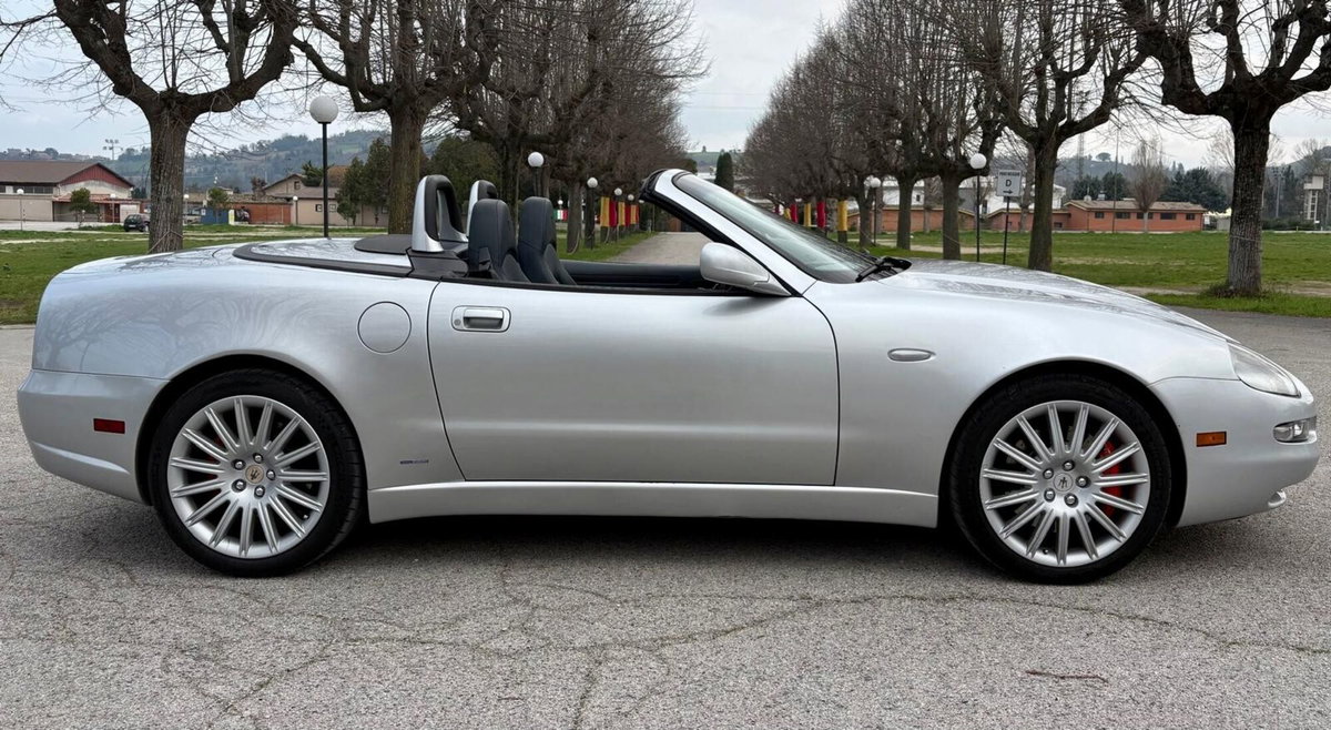 Maserati Spyder 4.2 V8 32V Cambiocorsa (3)