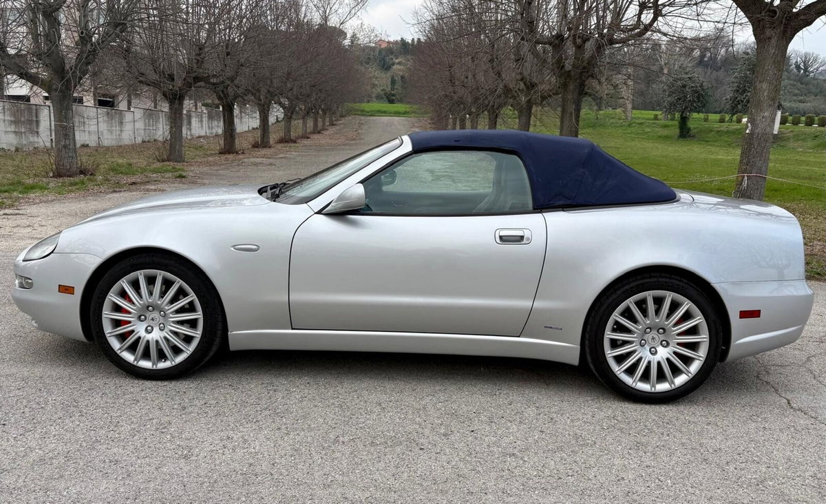 Maserati Spyder 4.2 V8 32V Cambiocorsa (5)