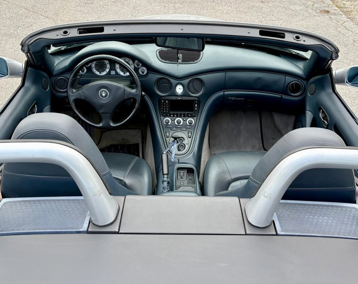 Maserati Spyder 4.2 V8 32V Cambiocorsa (6)