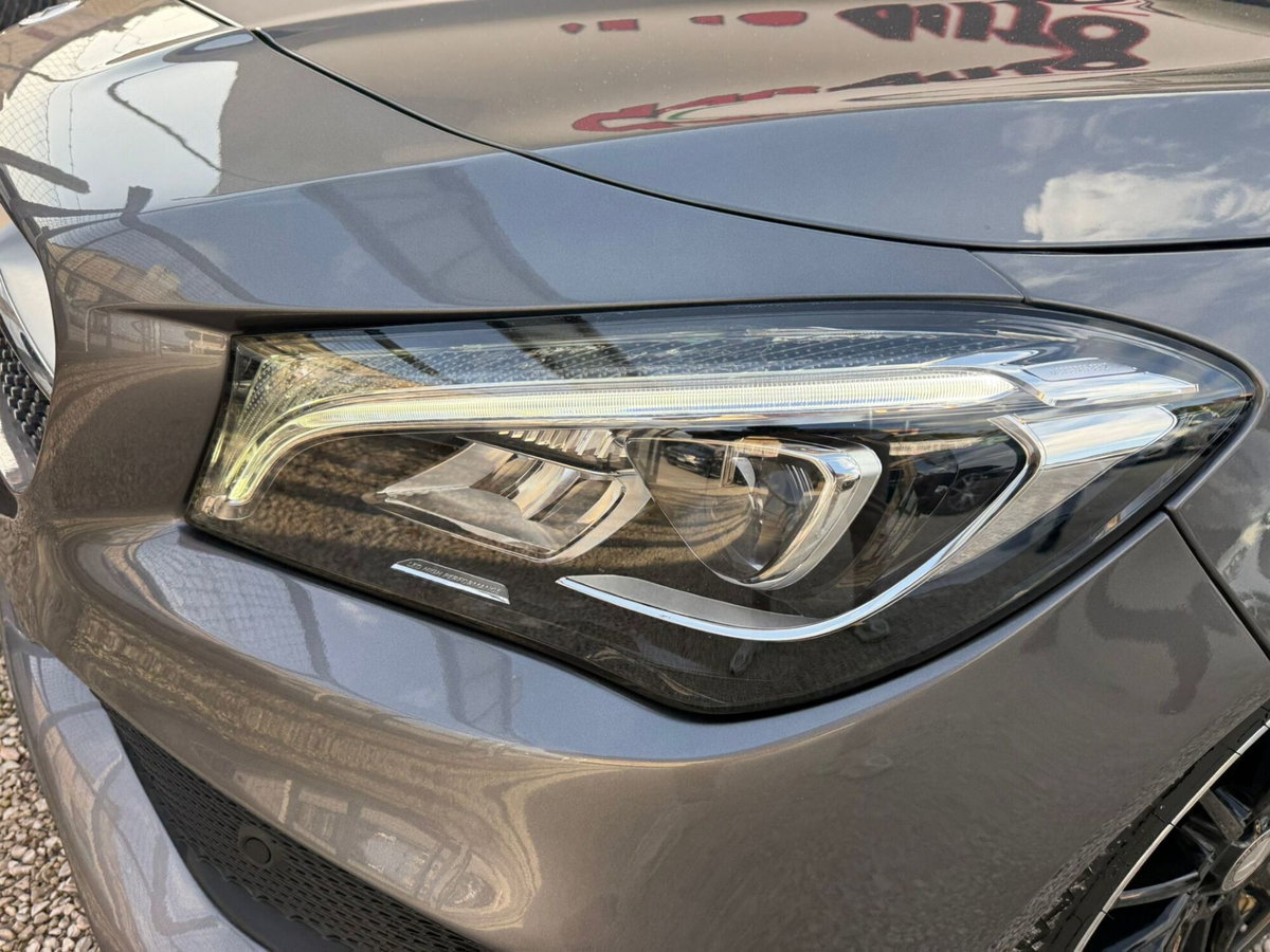Mercedes-Benz CLA 200 d Premium (10)