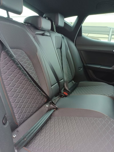 SEAT Leon 2.0 tdi FR 150cv dsg (12)
