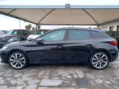 SEAT Leon 2.0 tdi FR 150cv dsg (8)