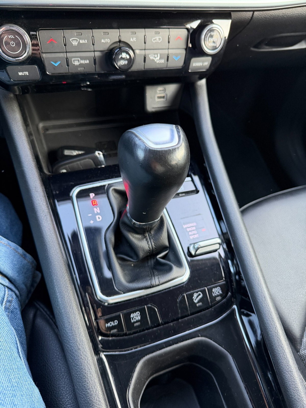 Jeep Compass 1.3 T4 190CV PHEV AT6 4xe Limited (18)