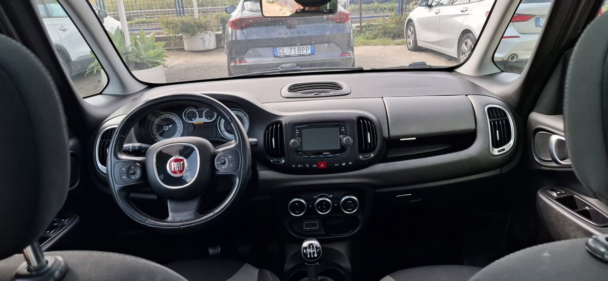 Fiat 500L 1.3 Multijet 95 CV Dualogic Lounge (5)