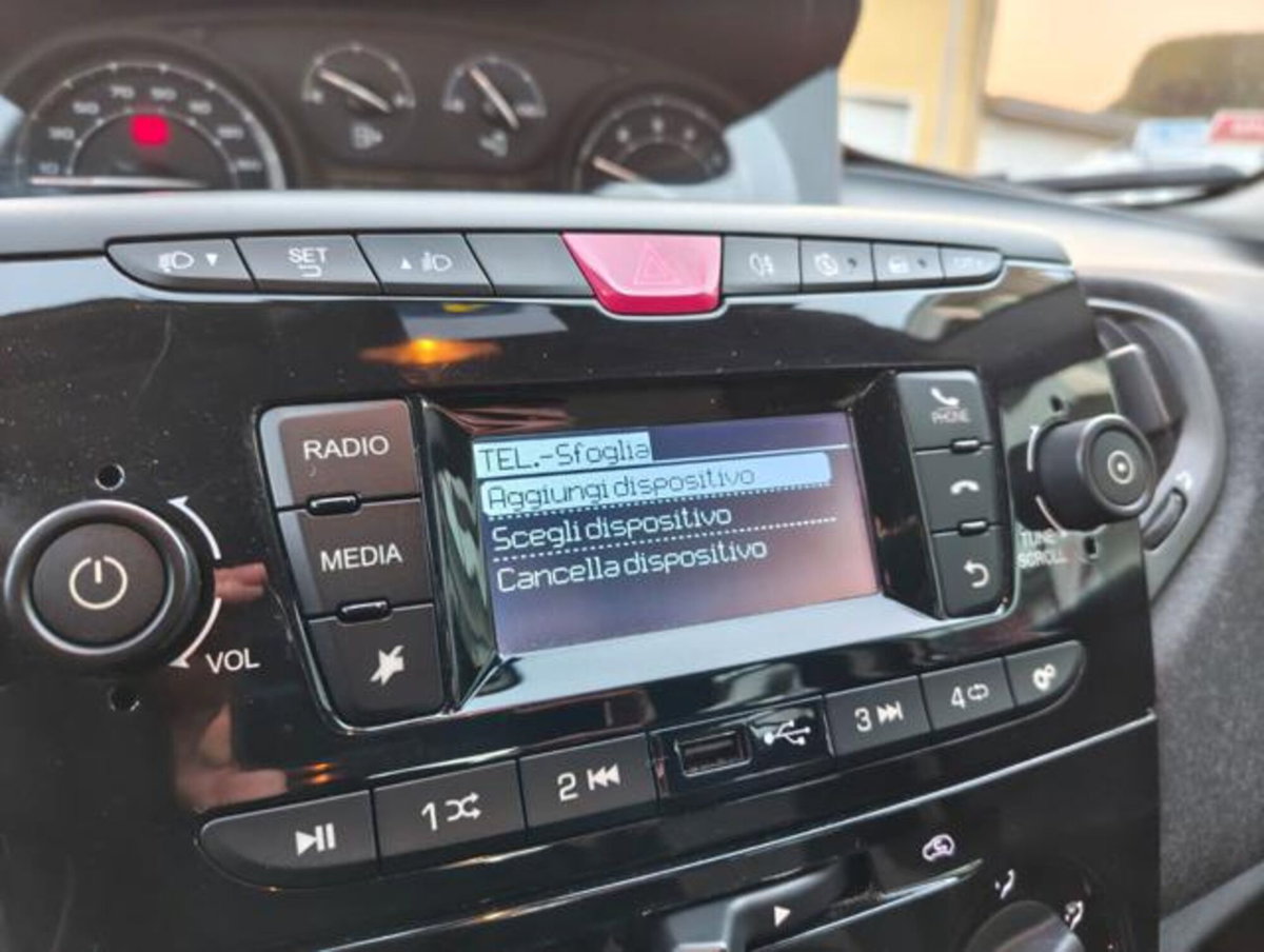 Lancia Ypsilon 1.0 FireFly 5 porte S&S Hybrid Ecochic A. Ferretti (10)