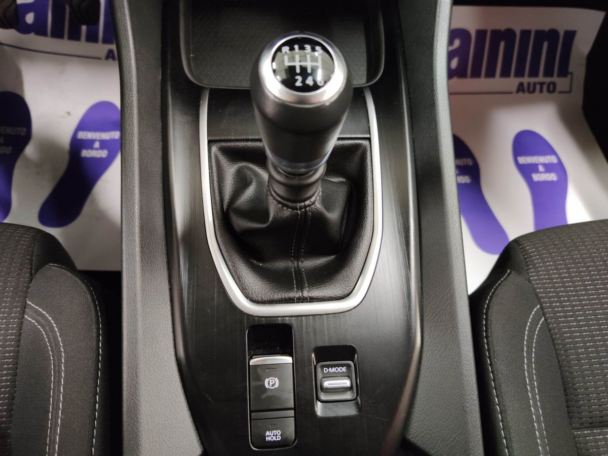 Nissan Qashqai 1.3 mhev N-Connecta 2wd 140cv (18)