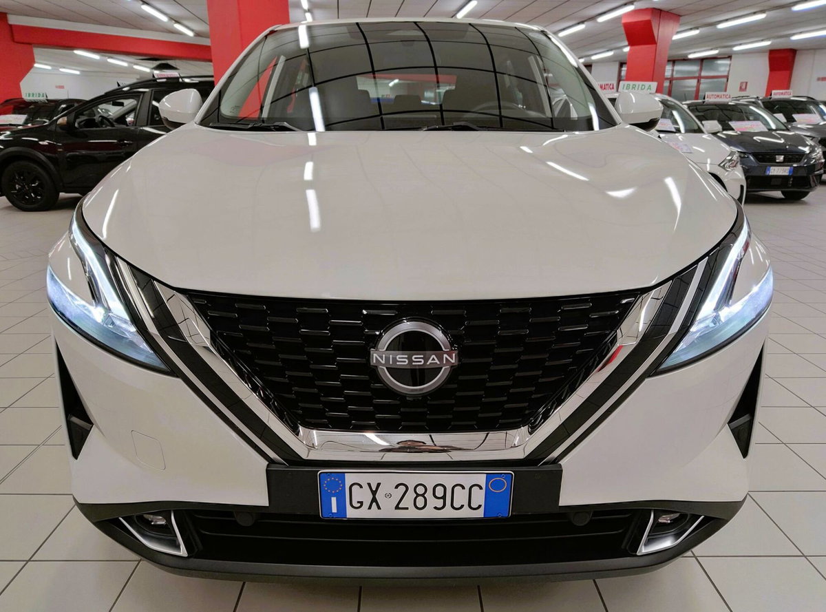 Nissan Qashqai 1.3 mhev N-Connecta 2wd 140cv (2)