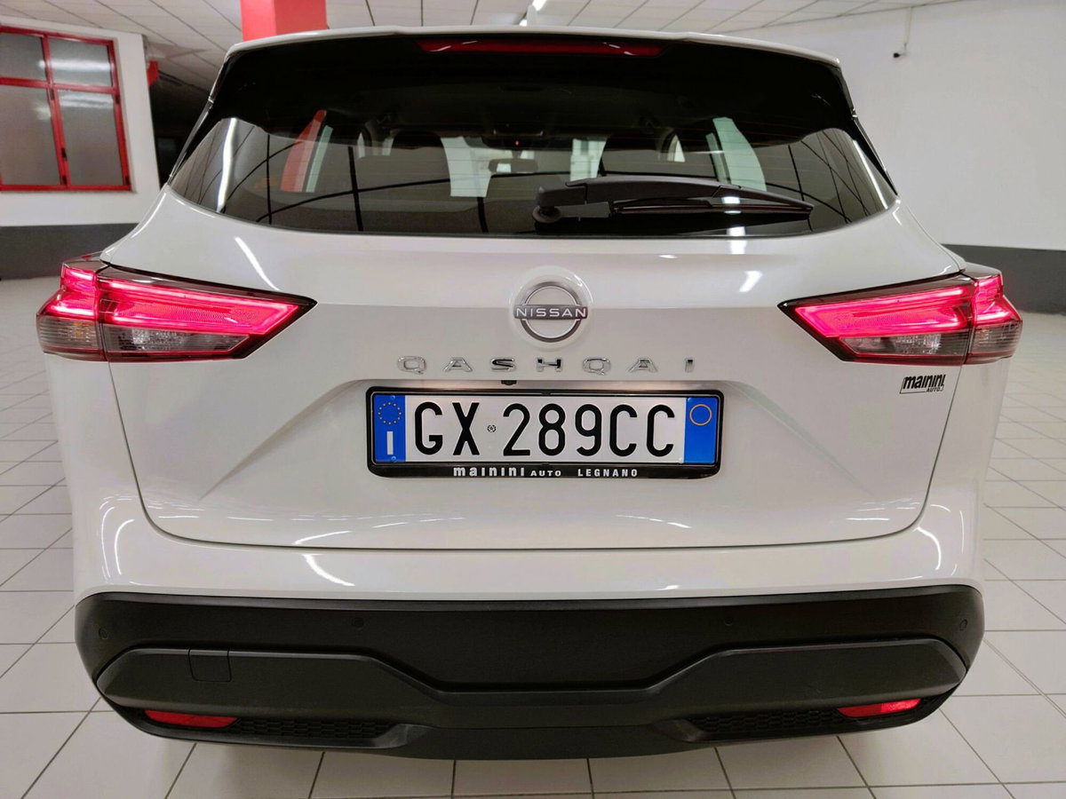 Nissan Qashqai 1.3 mhev N-Connecta 2wd 140cv (5)
