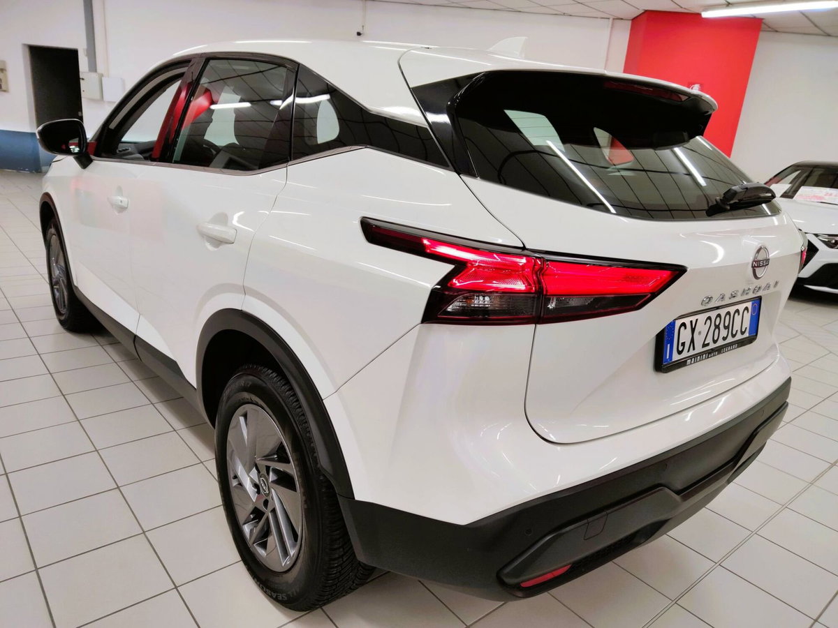 Nissan Qashqai 1.3 mhev N-Connecta 2wd 140cv (6)