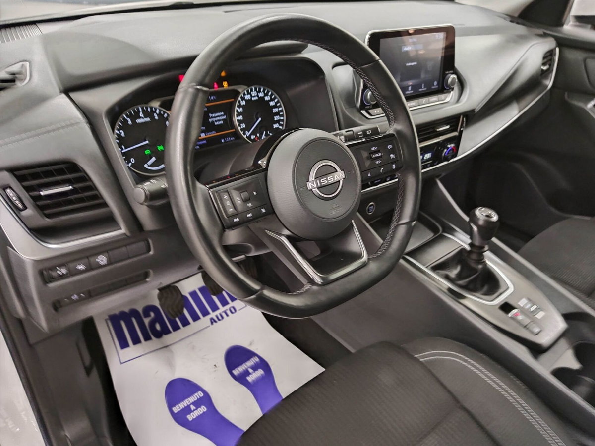 Nissan Qashqai 1.3 mhev N-Connecta 2wd 140cv (11)