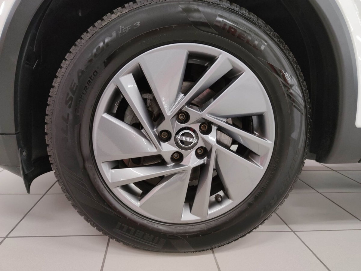 Nissan Qashqai 1.3 mhev N-Connecta 2wd 140cv (9)