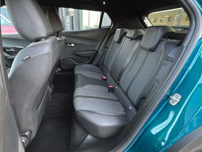 Peugeot 2008 1.2 puretech Active s&s 100cv (11)