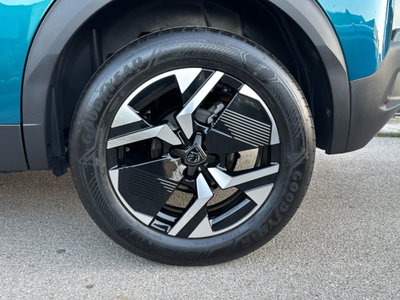 Peugeot 2008 1.2 puretech Active s&s 100cv (19)