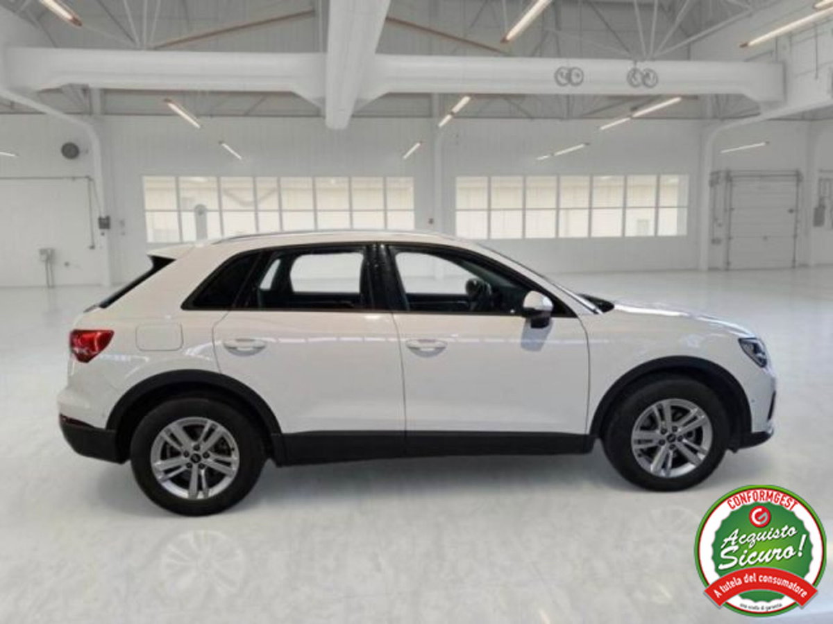 Audi Q3 35 TDI quattro S tronic Business Advanced (5)