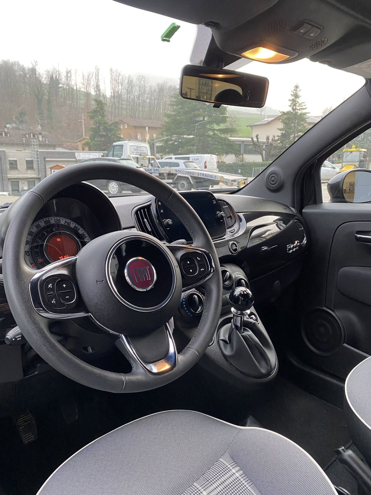 Fiat 500 1.0 Hybrid Lounge (14)