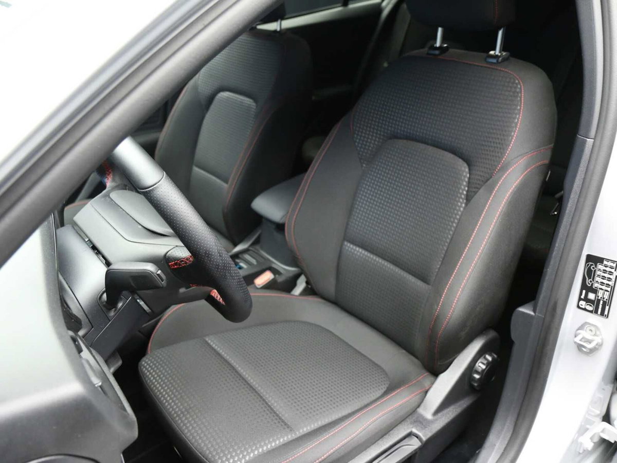 Ford Focus 1.0t ecoboost h ST-Line X 155cv powershift (11)