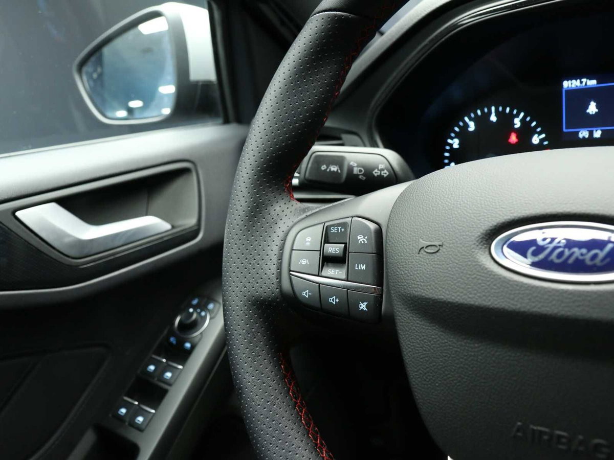 Ford Focus 1.0t ecoboost h ST-Line X 155cv powershift (13)