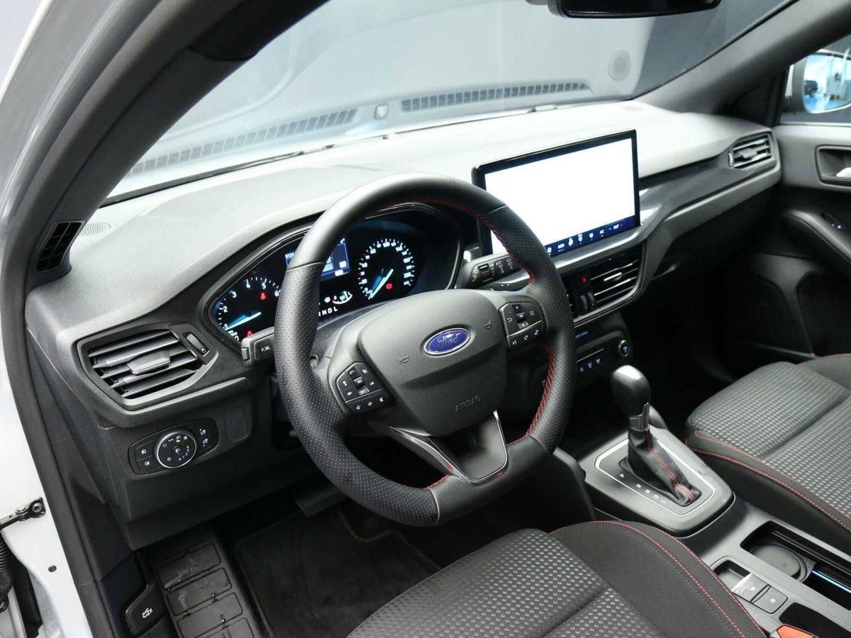 Ford Focus 1.0t ecoboost h ST-Line X 155cv powershift (8)