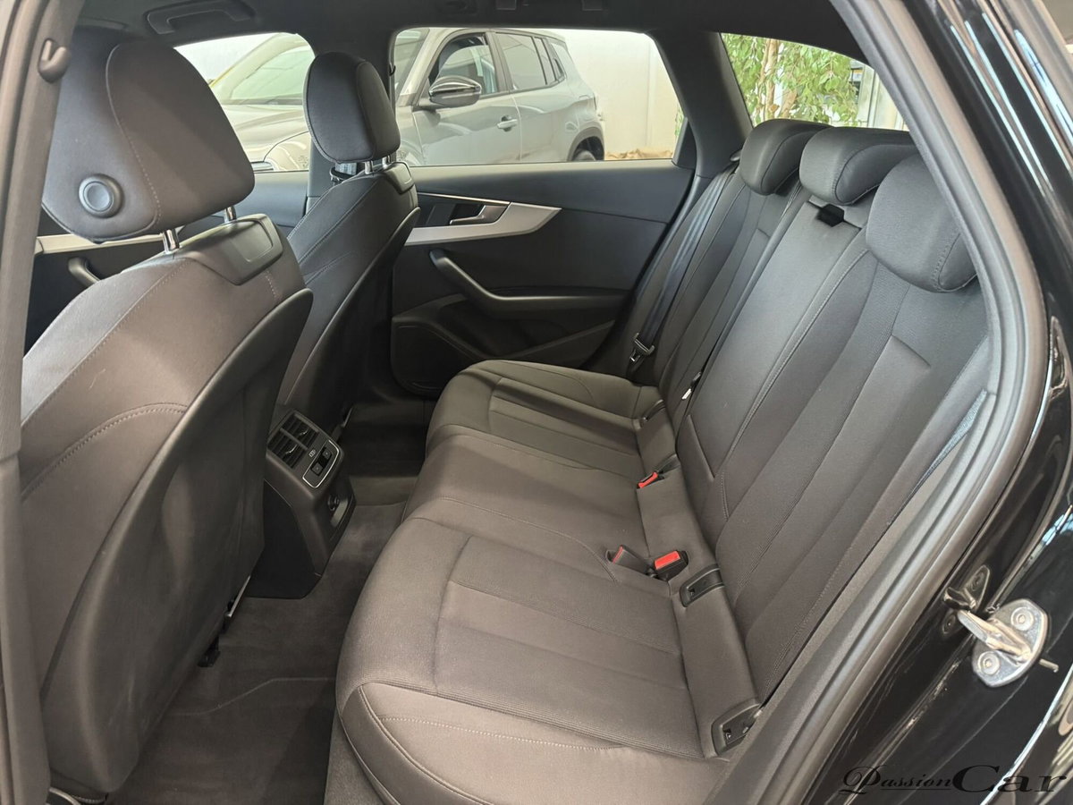 Audi A4 40 TDI quattro S tronic S line edition (7)