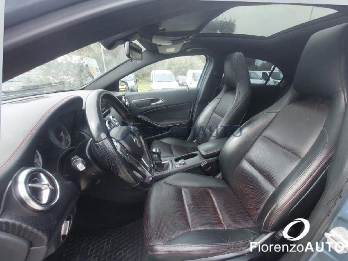 Mercedes-Benz Classe A 200 CDI BlueEFFICIENCY Premium (7)